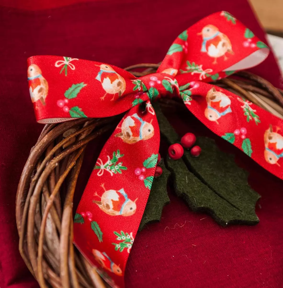 Little Robin Red Christmas Ribbon Article 80909