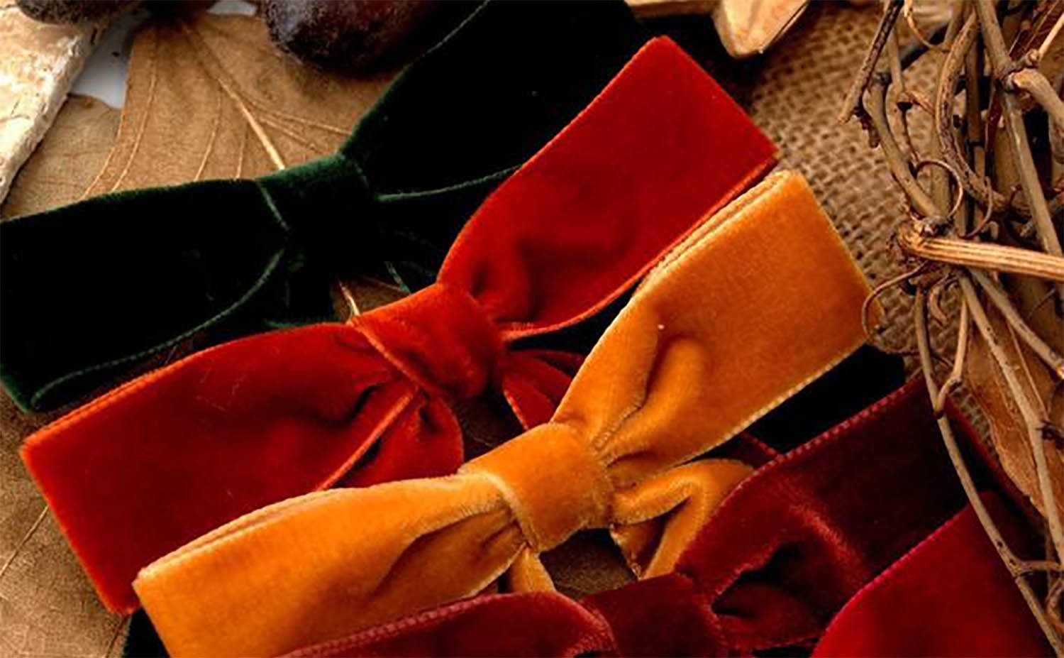 Red Velvet Ribbon 2 Roll 2 Yard x 2 inch Frayed Velvet Christmas Ribbon for Gift Wrapping Vintage Velvet Ribbon for Christmas Tree Wreath Decoration